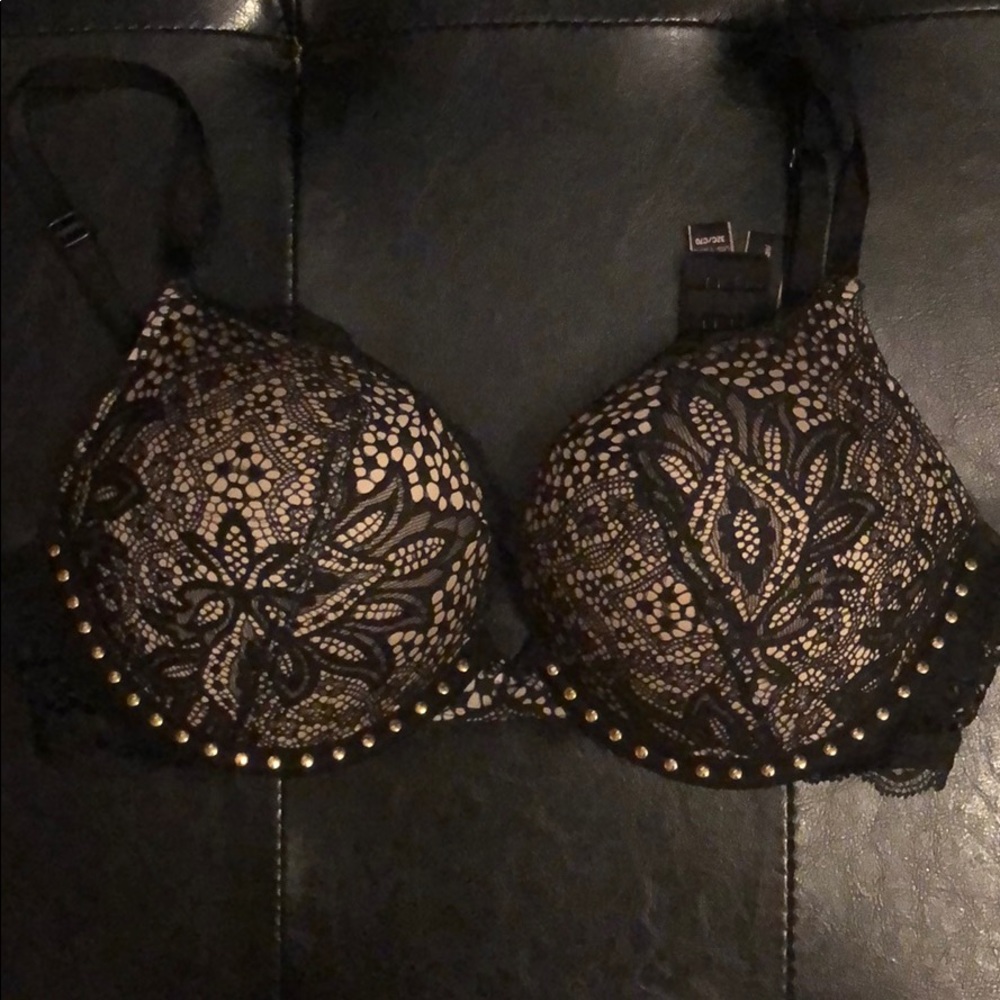 Victorias Secret Bombshell Adds 2 Cups